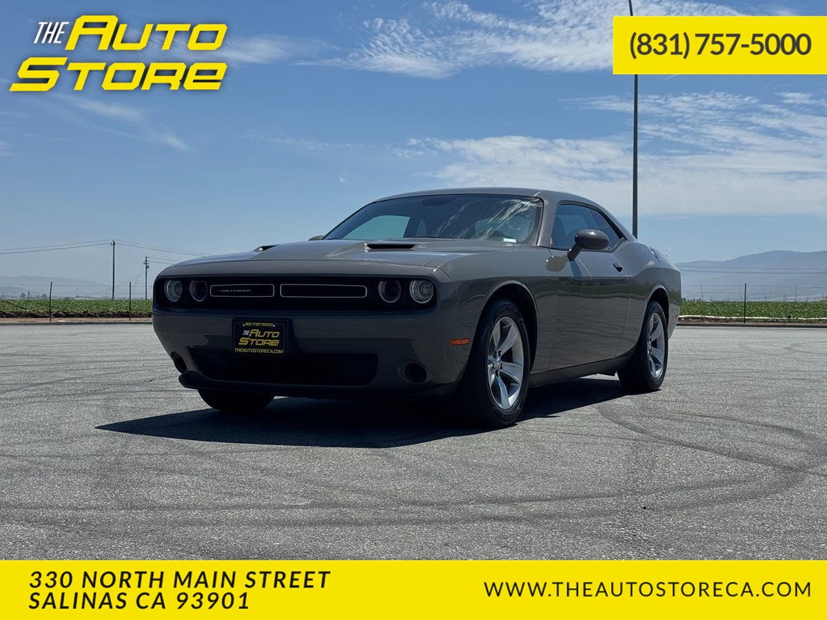 2018 Dodge Challenger SXT's photo