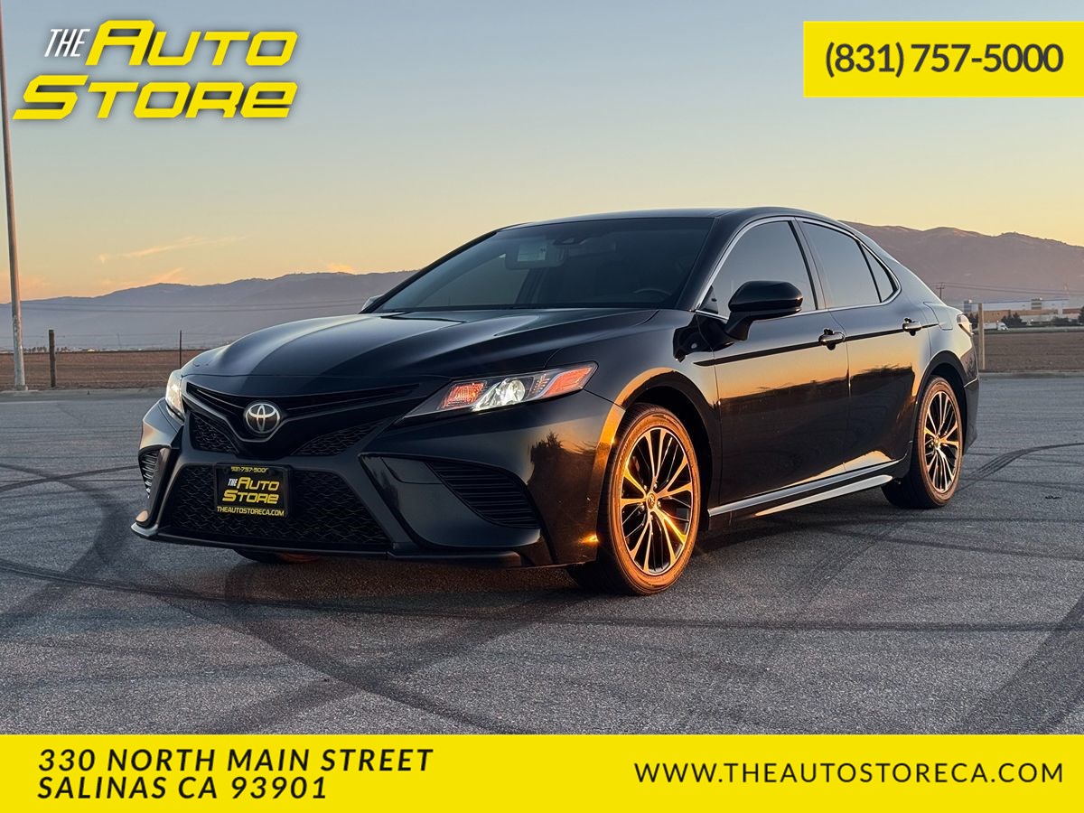 2018 Toyota Camry SE