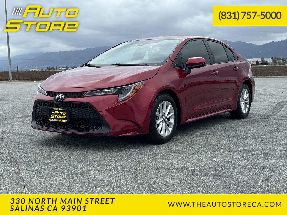 2022 Toyota Corolla LE's photo