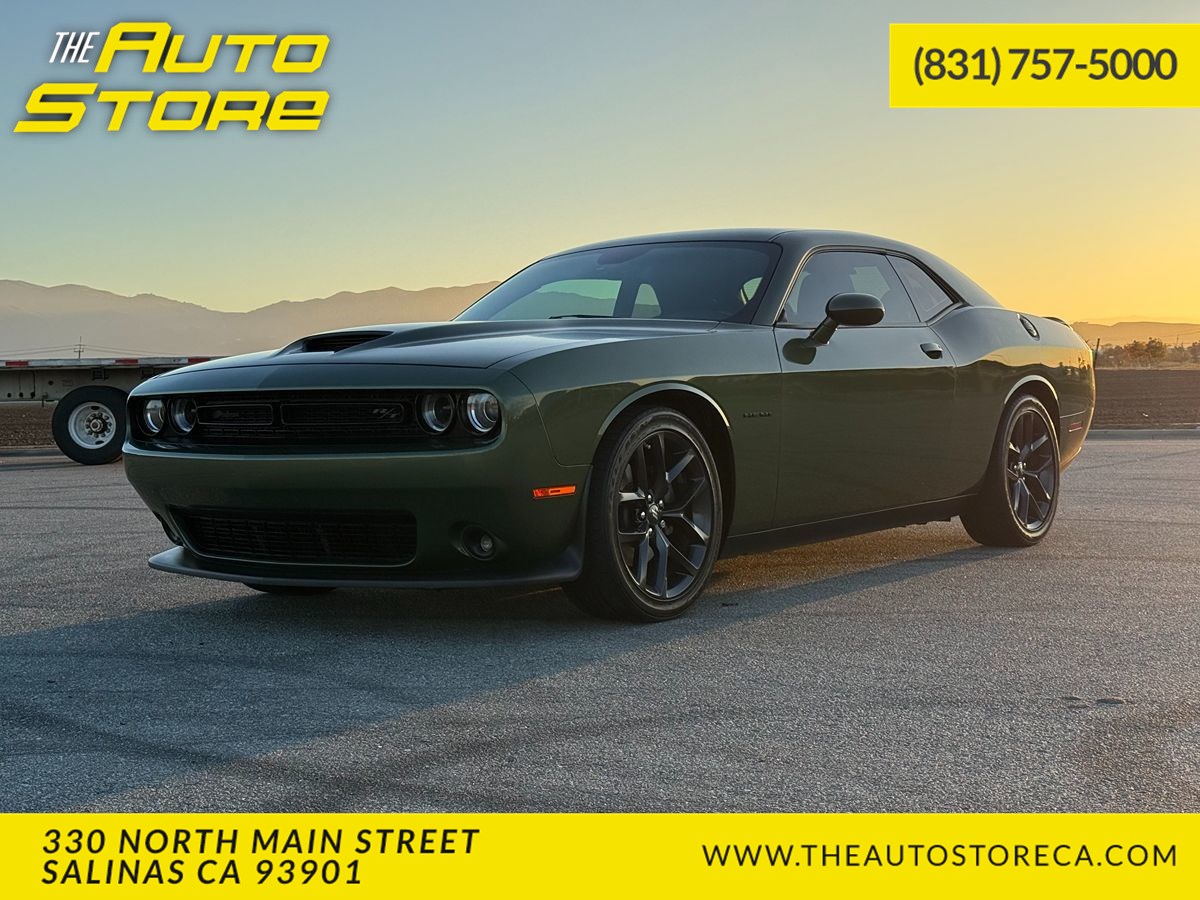 2022 Dodge Challenger R/T's photo
