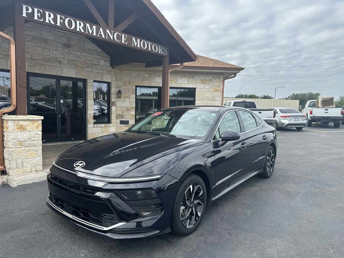 2024 Hyundai Sonata SEL's photo