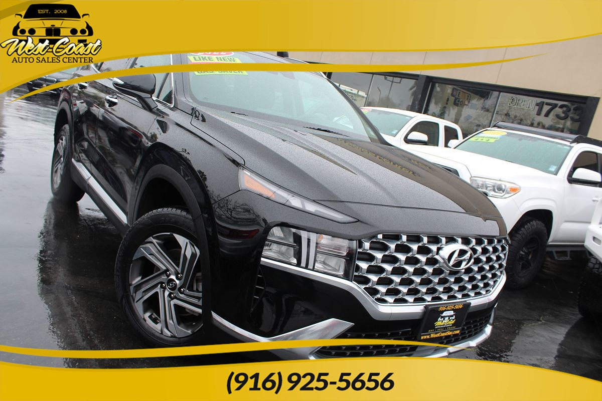 2022 Hyundai Santa Fe SEL's photo