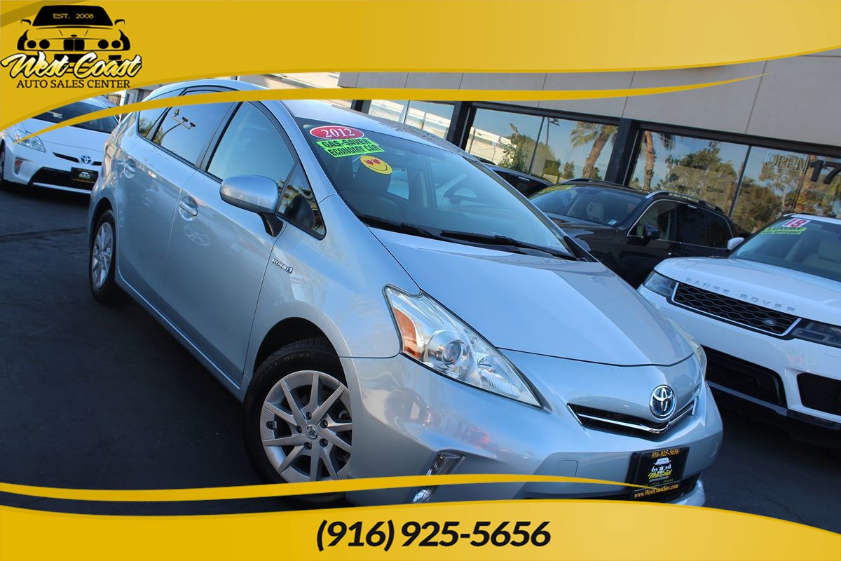2012 Toyota Prius v Five