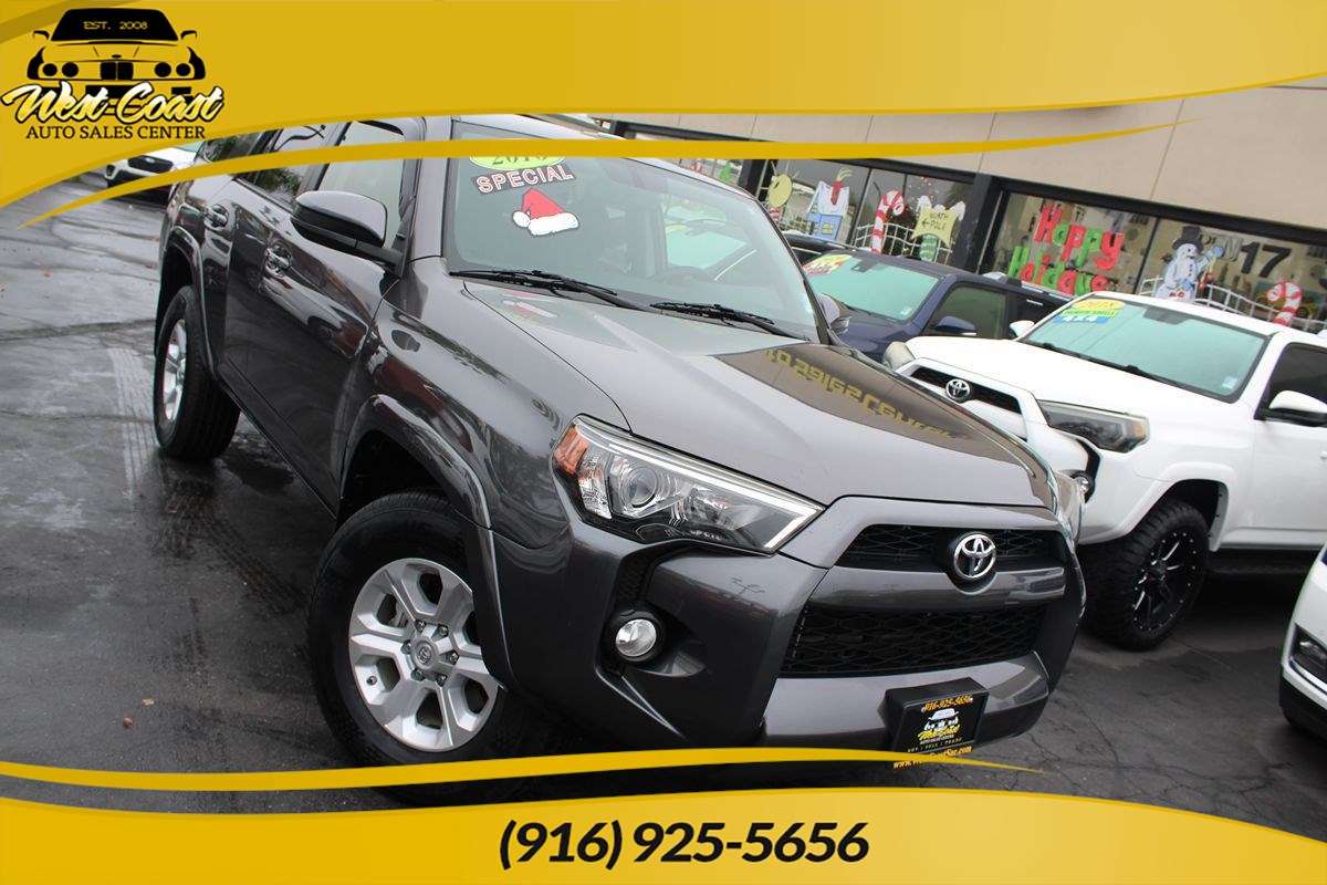 2016 Toyota 4Runner SR5's photo