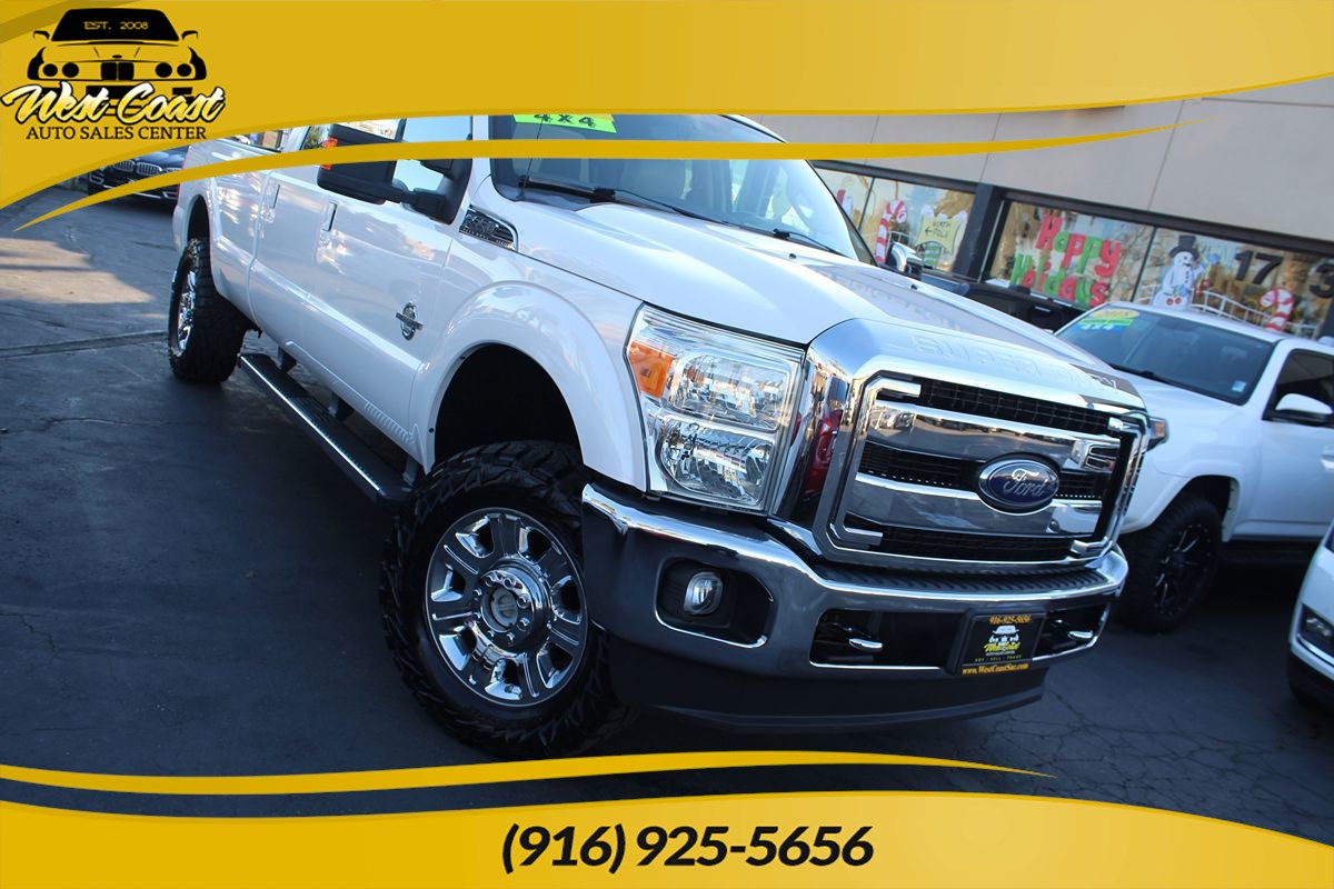 2015 Ford F-350 Super Duty Lariat's photo