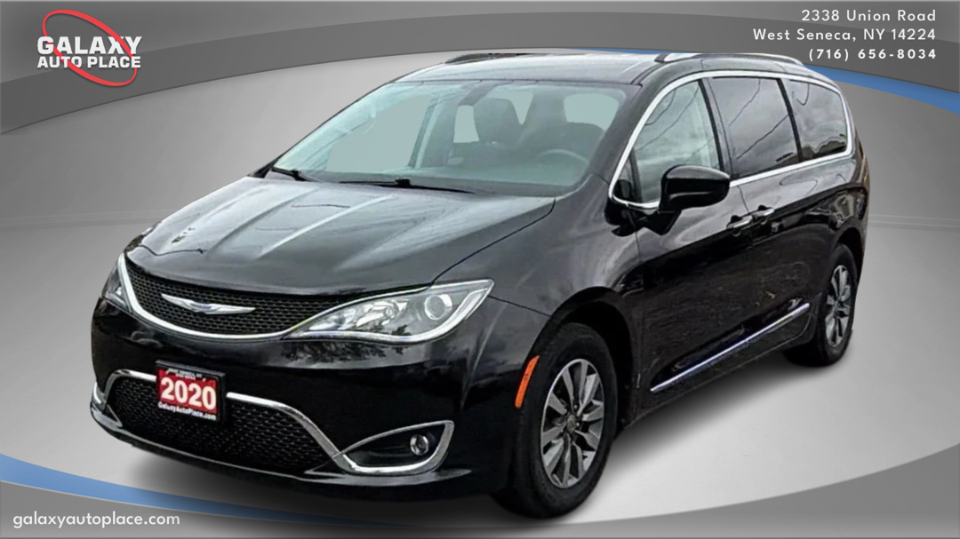 2020 Chrysler Pacifica Touring L Plus's photo