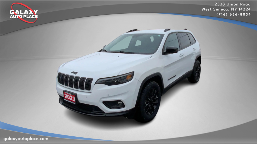 2023 Jeep Cherokee Altitude Lux's photo