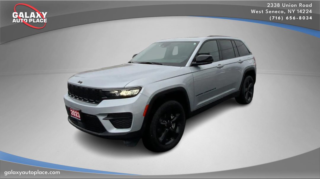 2023 Jeep Grand Cherokee Altitude's photo