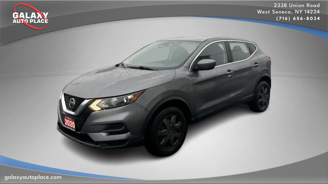 2020 Nissan Rogue Sport S's photo