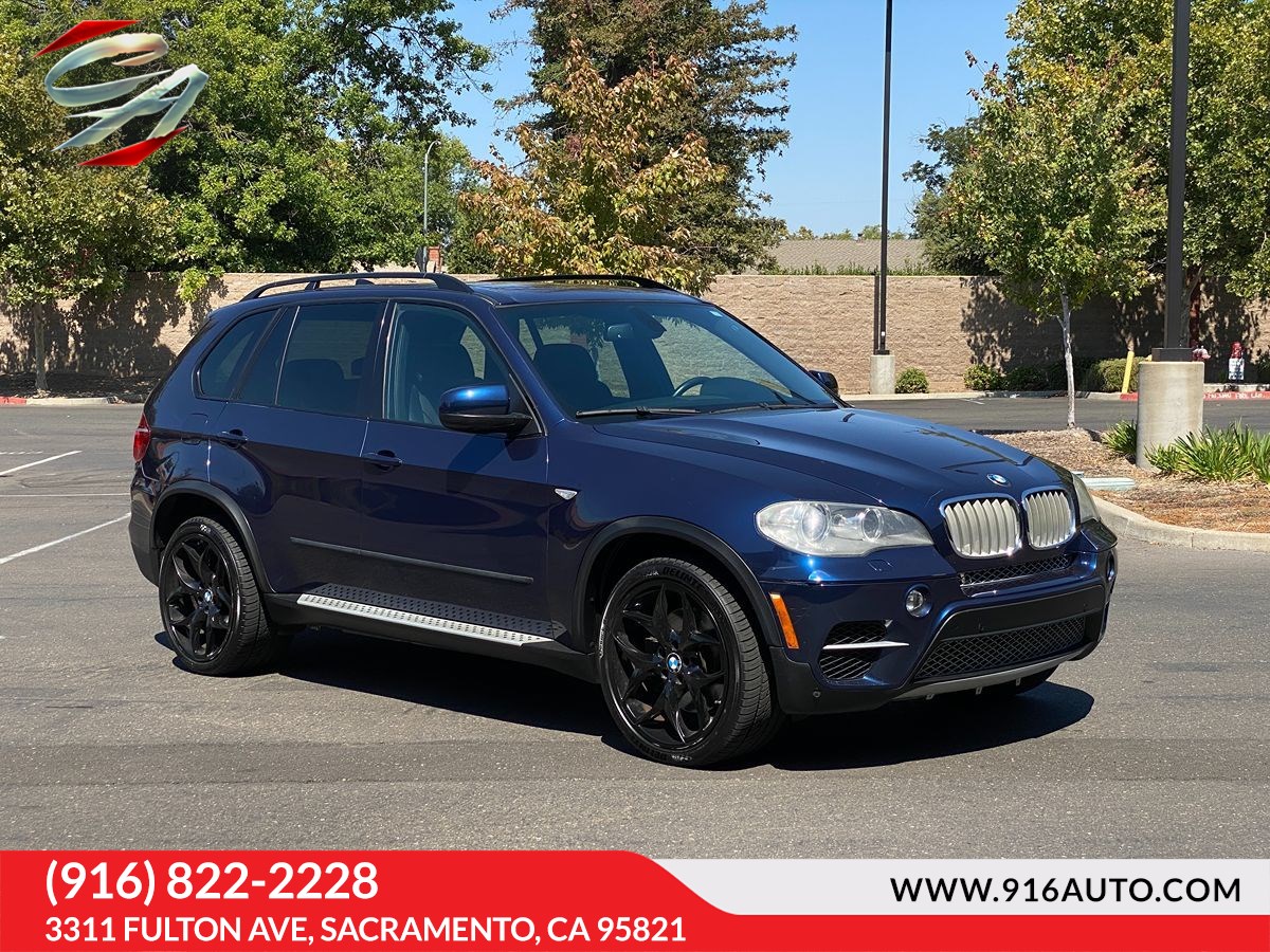 2012 BMW X5 xDrive50i's photo