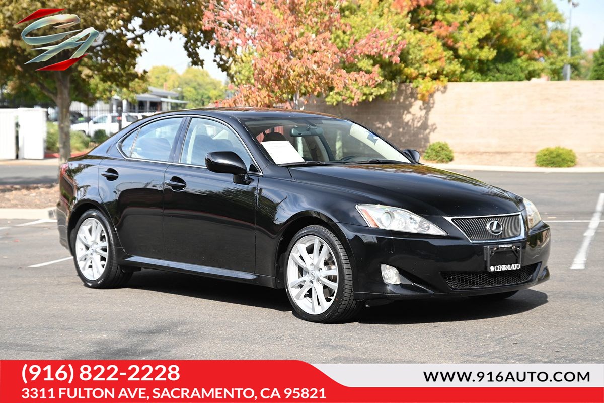 2007 Lexus IS 250's photo