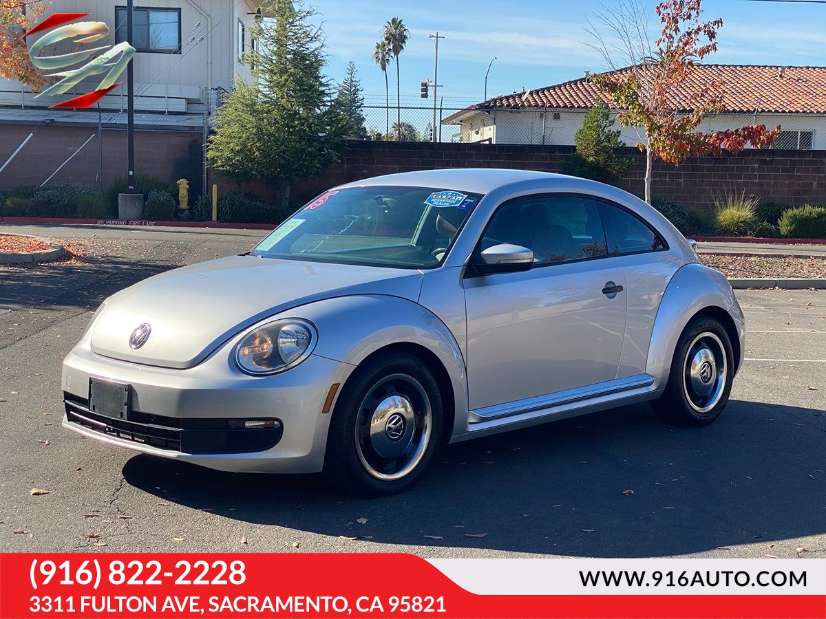 2015 Volkswagen Beetle 1.8's photo