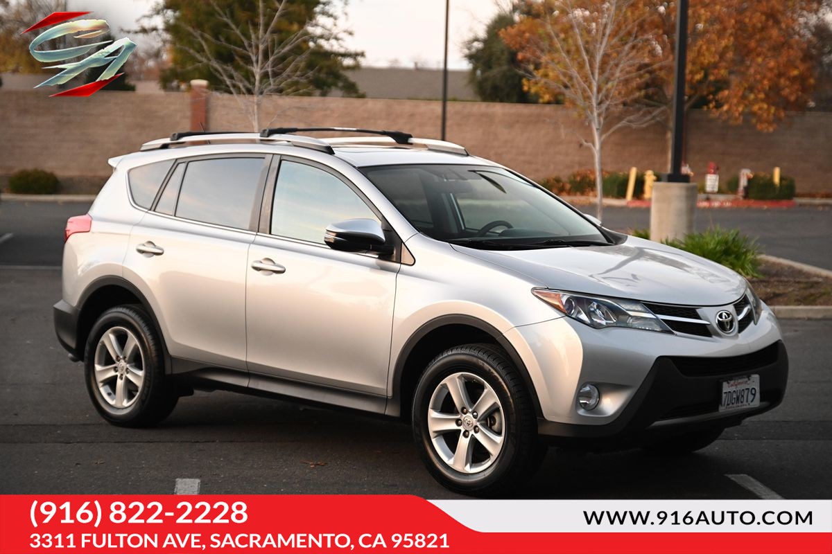 2013 Toyota RAV4 XLE's photo