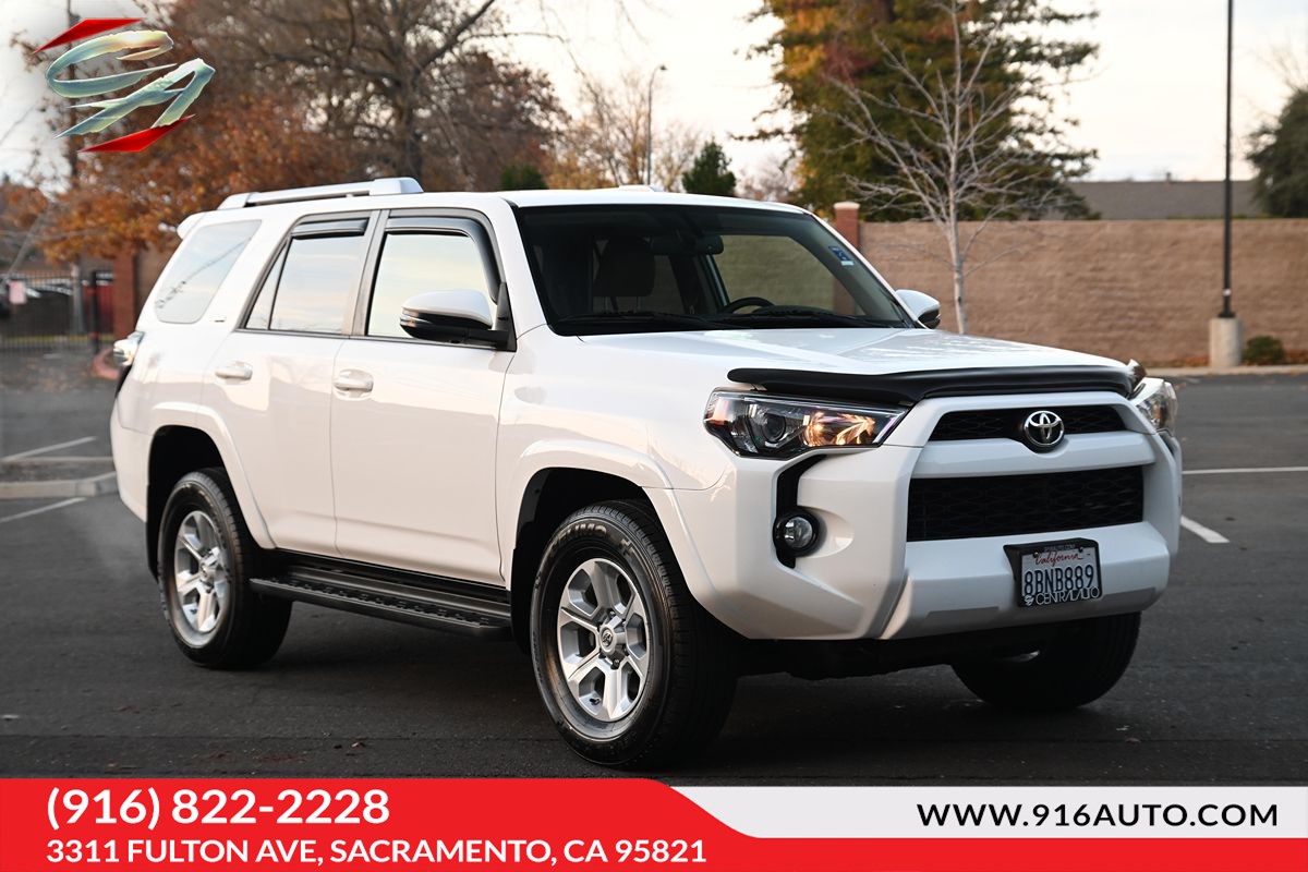 2016 Toyota 4Runner SR5 Premium's photo
