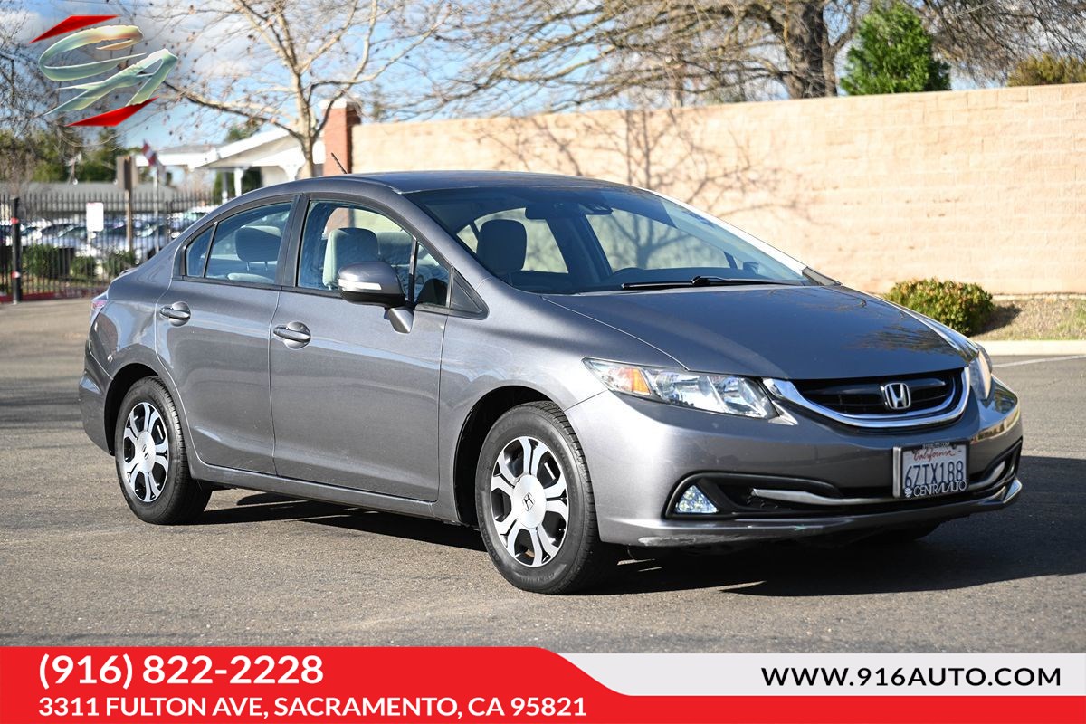 2013 Honda Civic Hybrid's photo