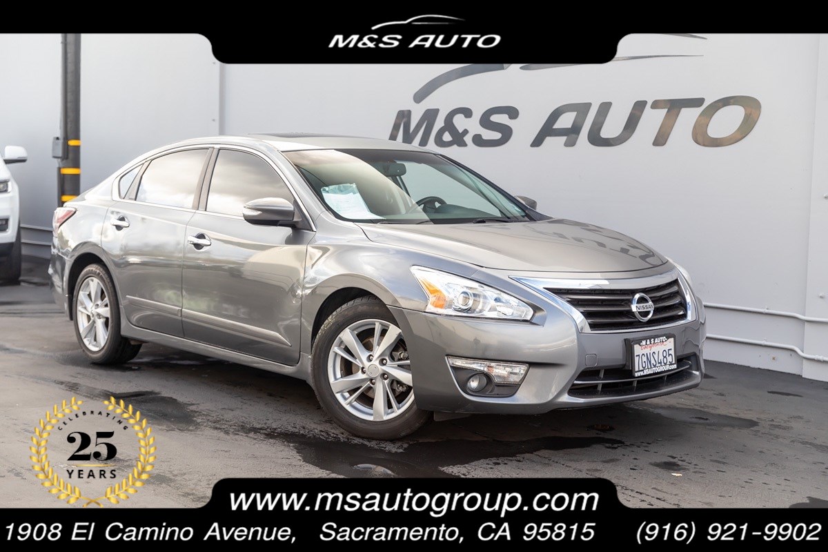 Nissan Altima's photo