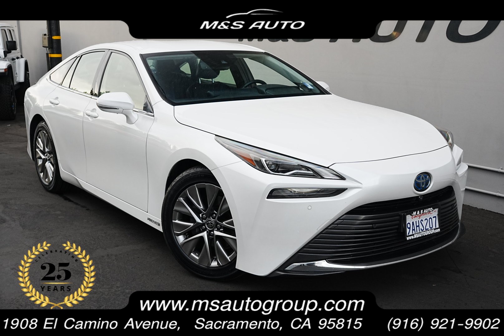 2022 Toyota Mirai XLE's photo