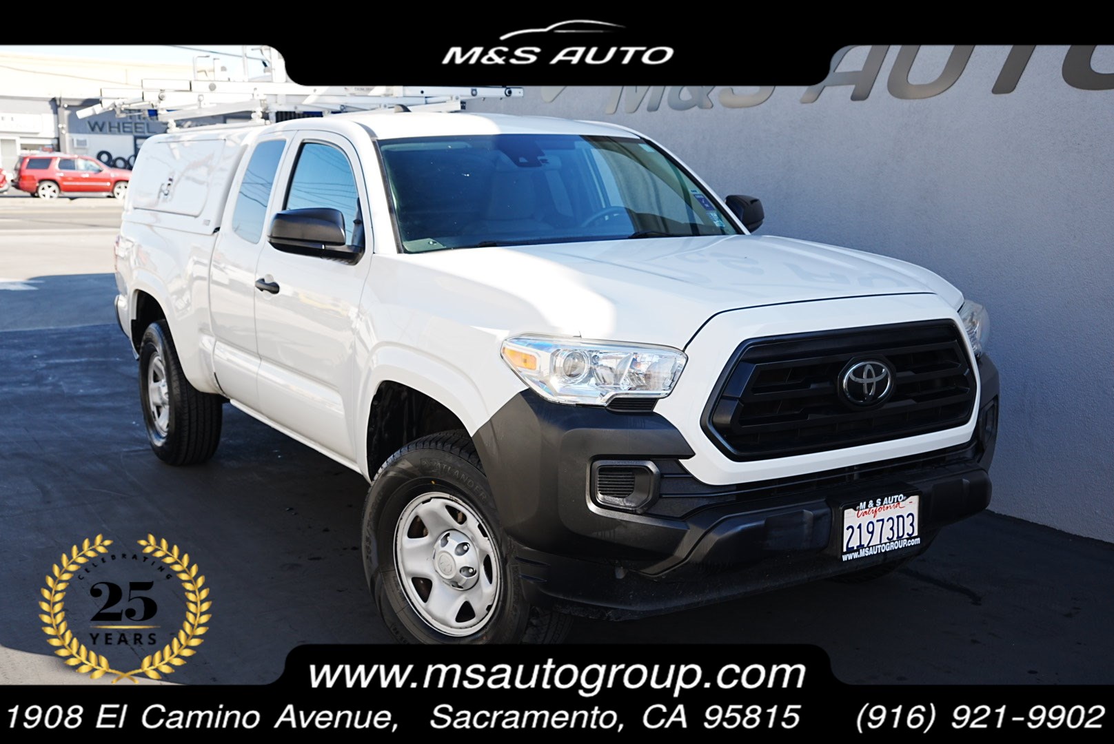 2021 Toyota Tacoma SR's photo