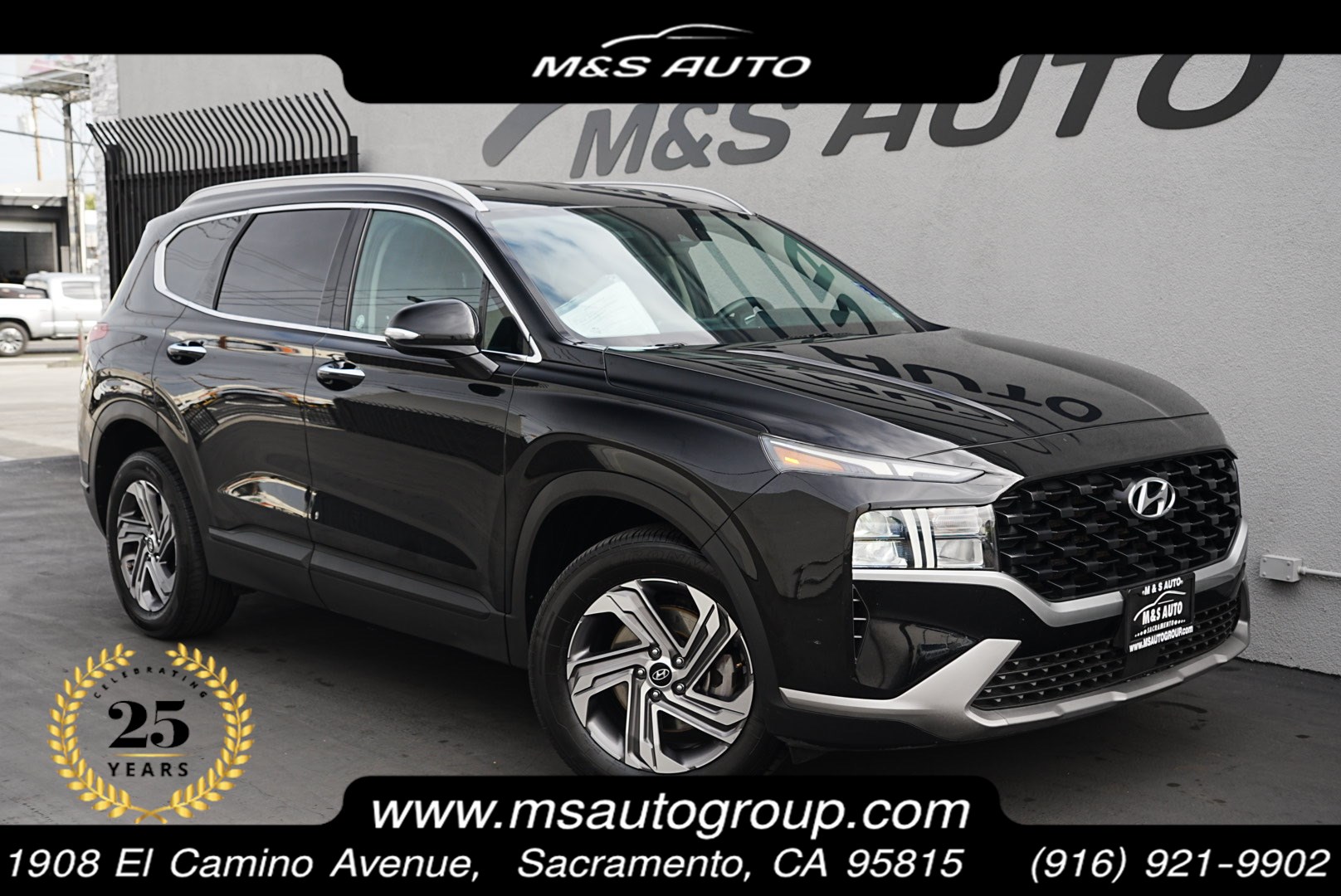 2023 Hyundai Santa Fe SEL's photo