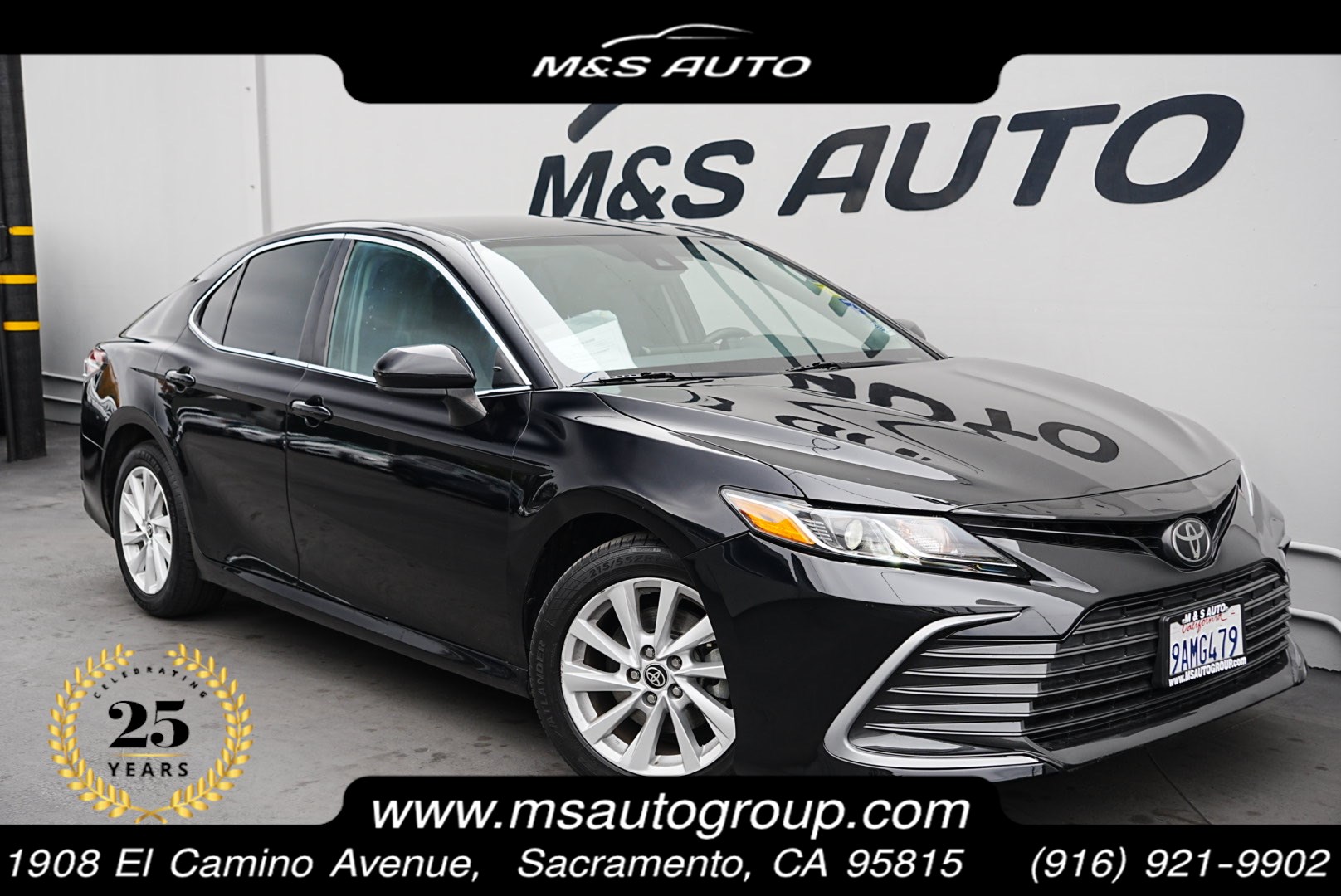 2021 Toyota Camry LE's photo