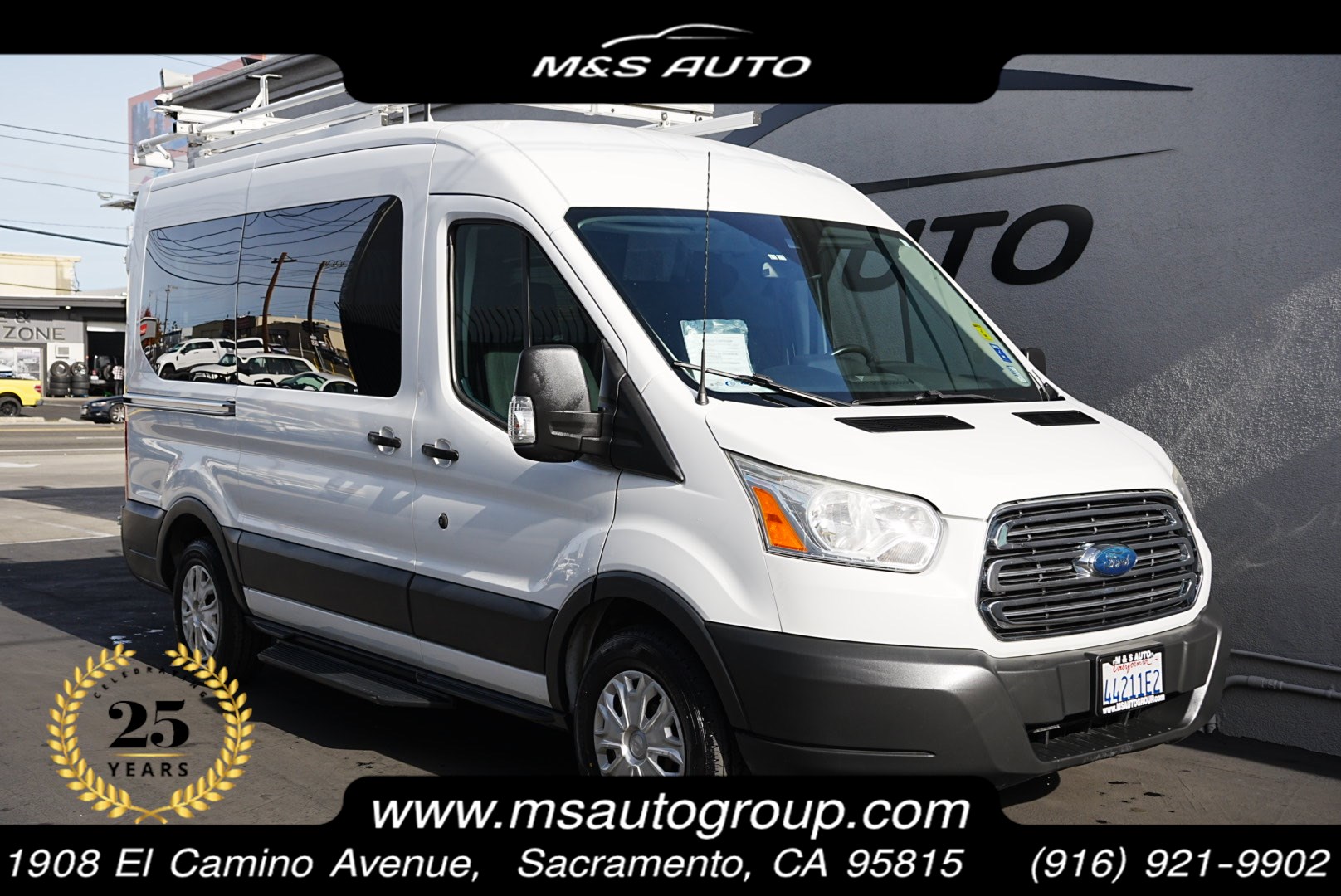 2017 Ford Transit Wagon XL's photo