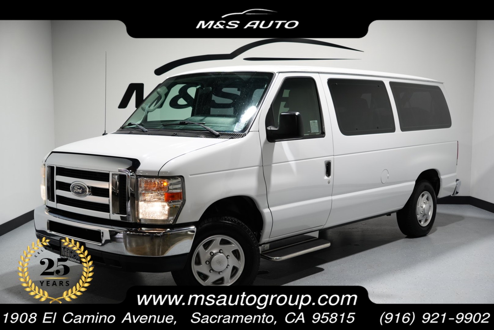 2014 Ford E-Series Econoline Wagon XLT's photo