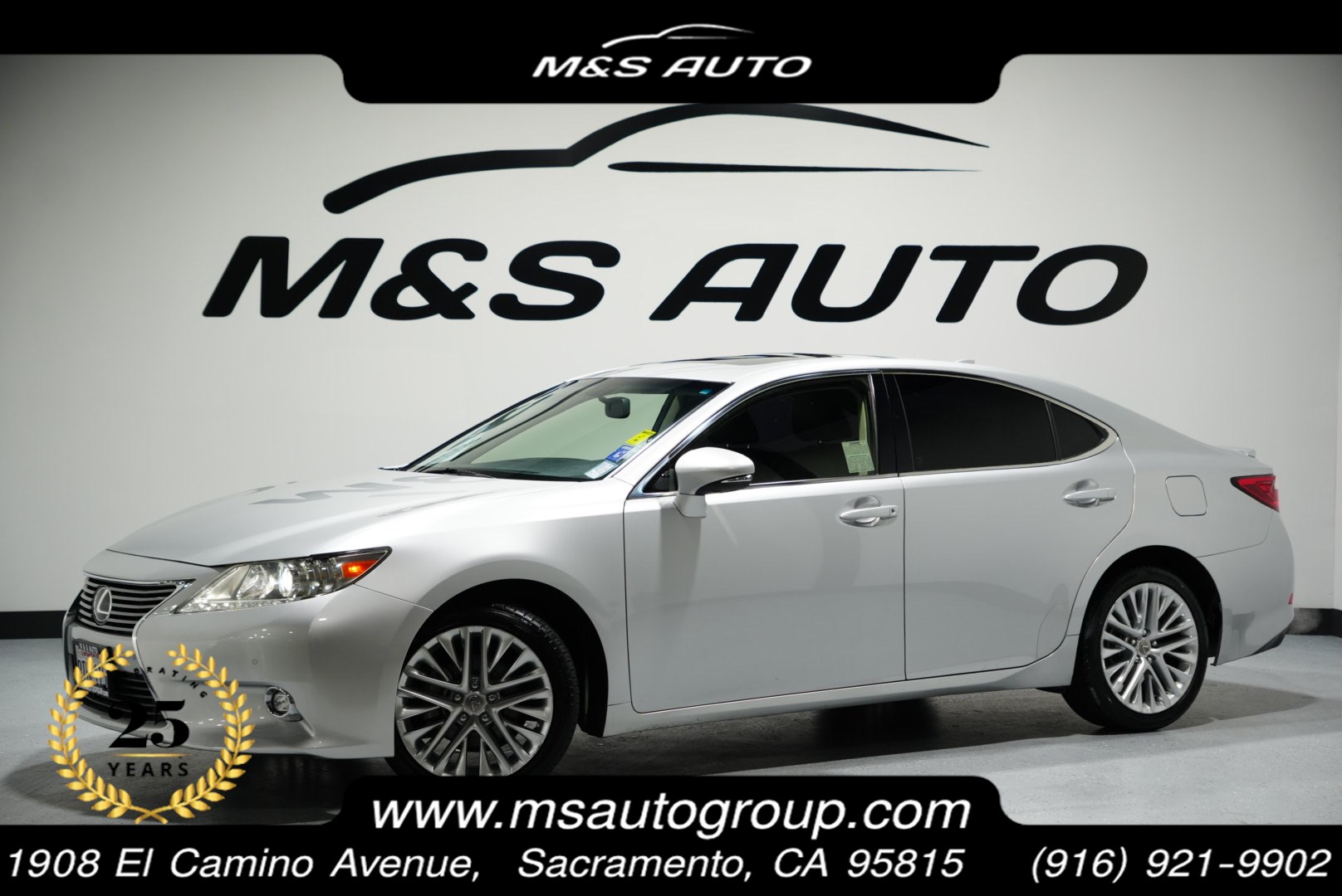 2015 Lexus ES 350's photo