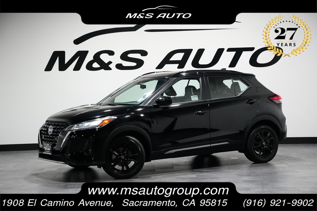 2023 Nissan Kicks SR