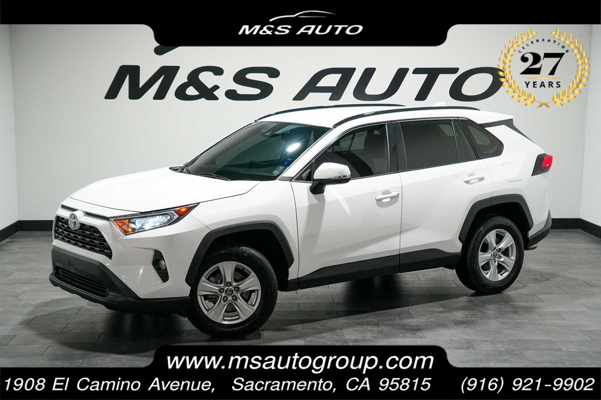 2021 Toyota RAV4 XLE