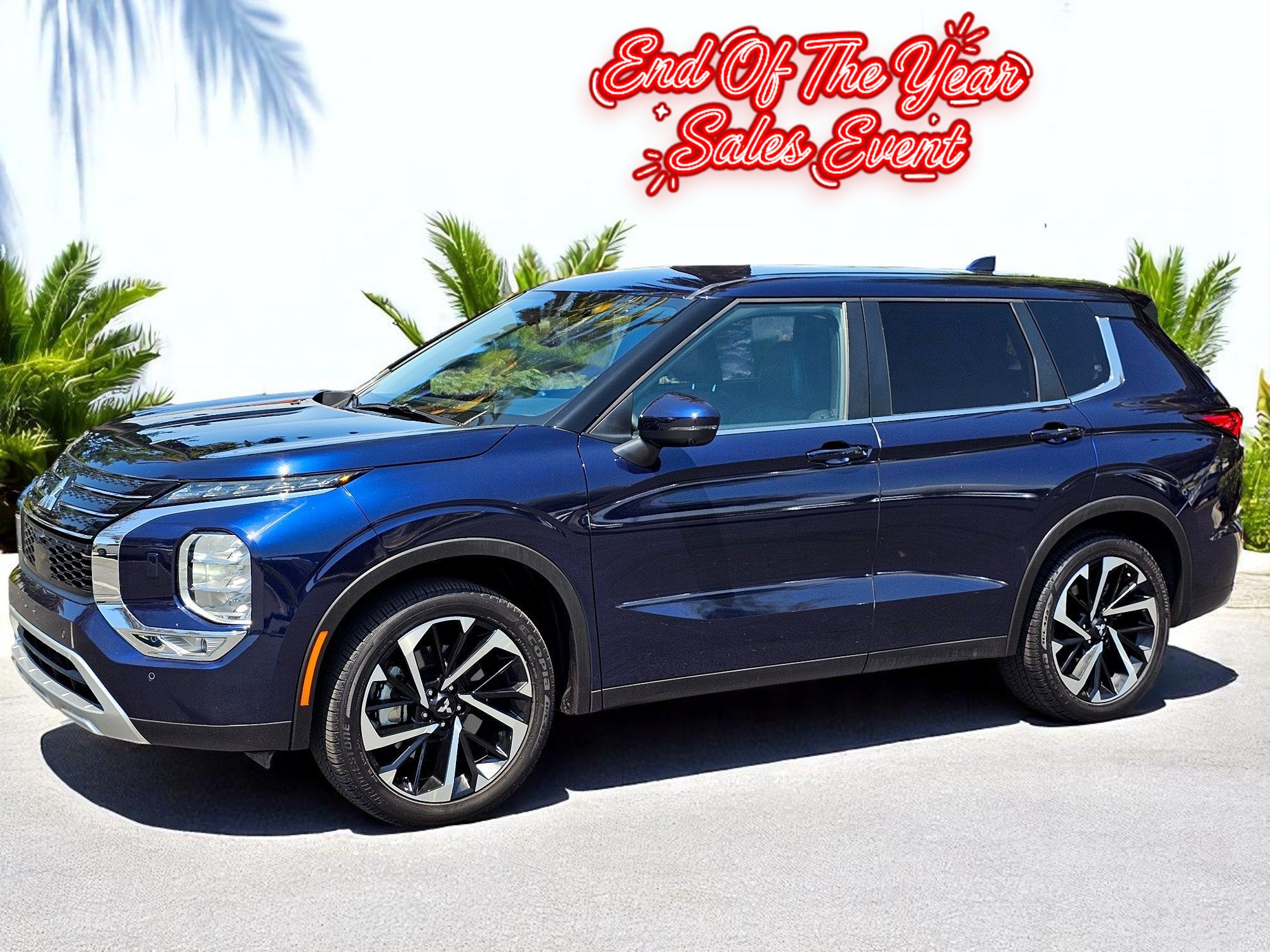 2024 Mitsubishi Outlander SE's photo