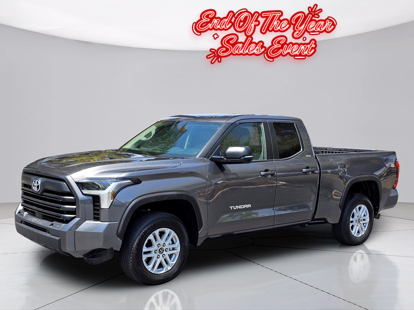 2024 Toyota Tundra SR5's photo