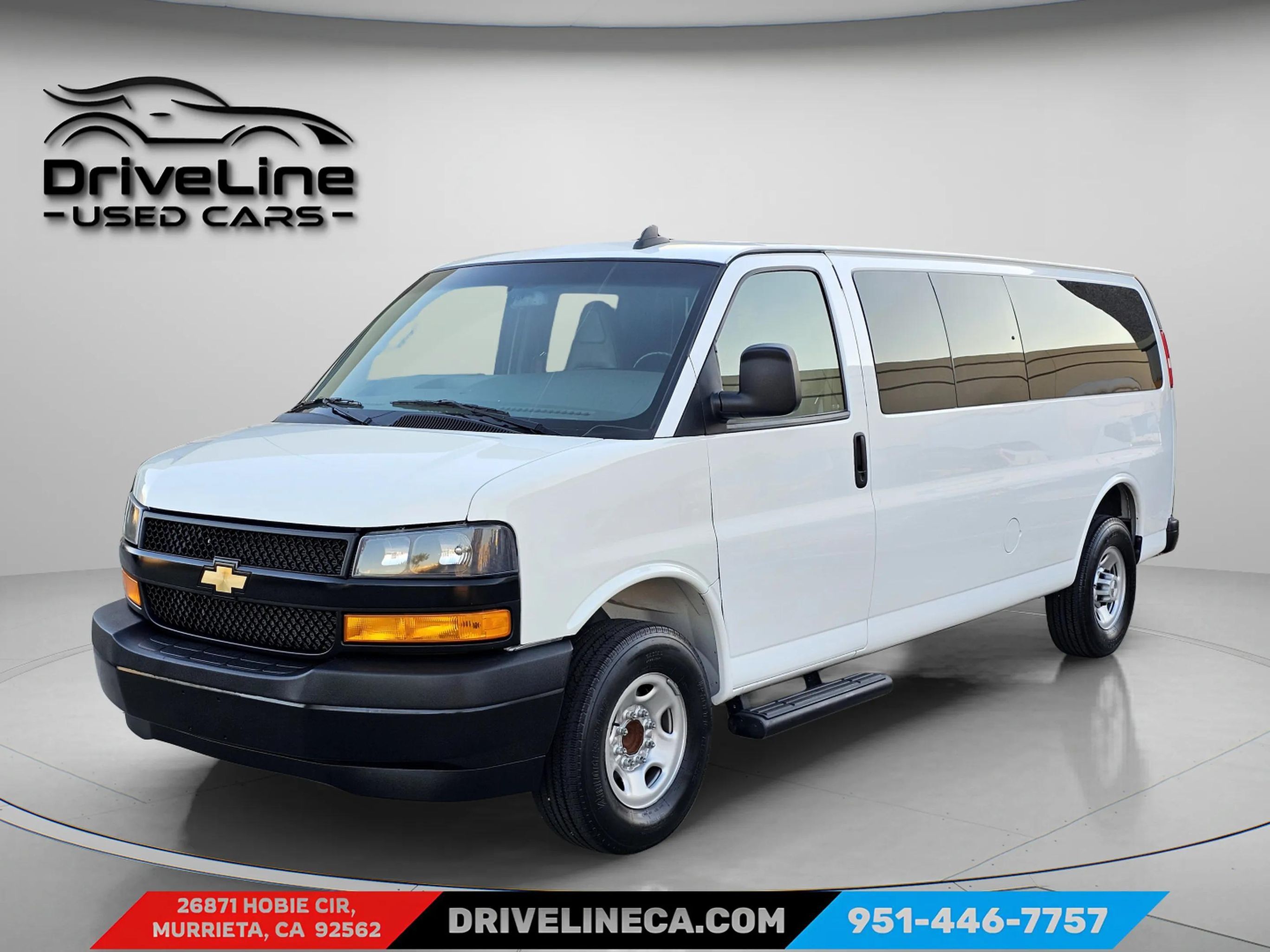 2023 Chevrolet Express Passenger LS's photo