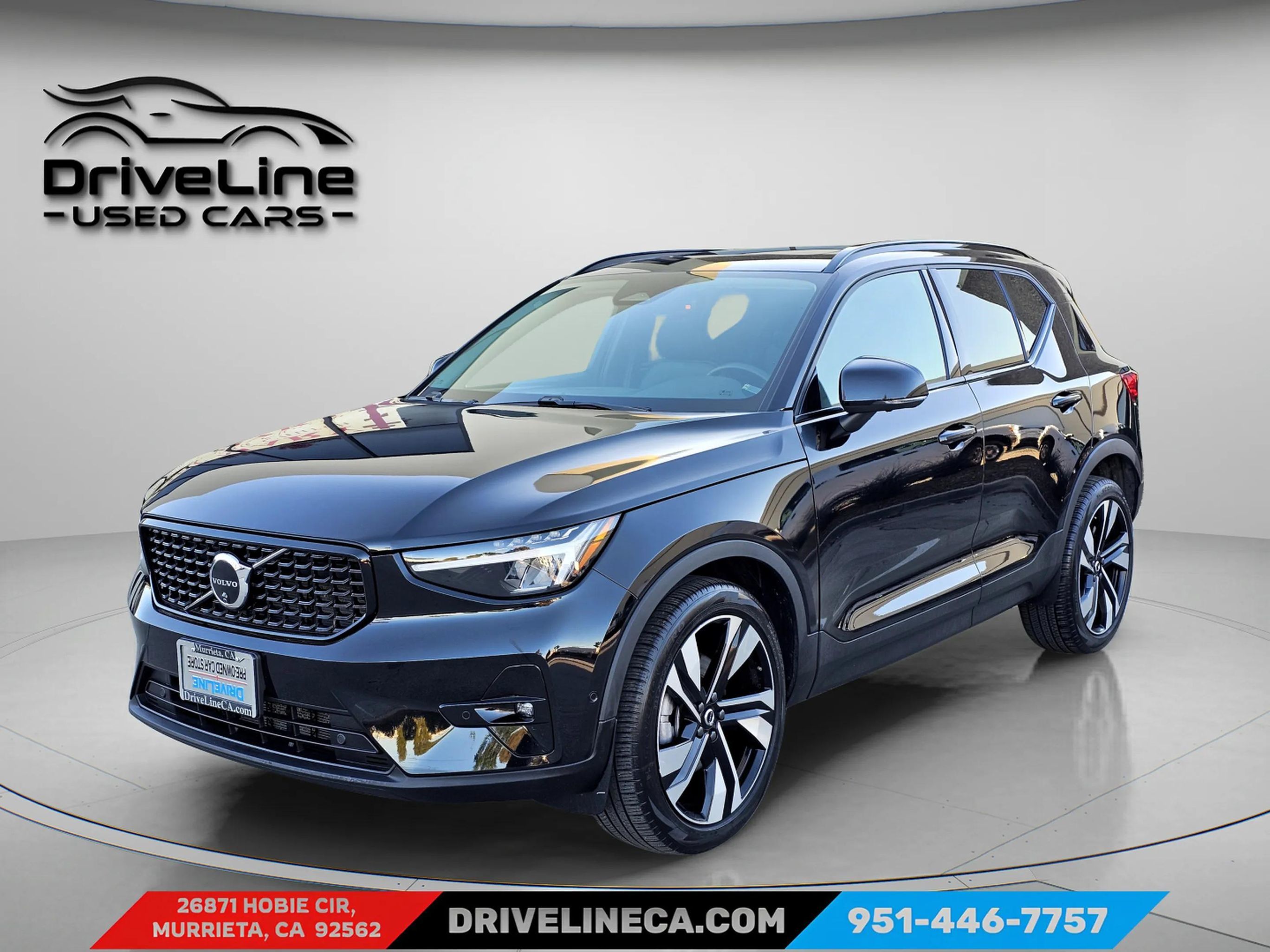 2025 Volvo XC40 Plus's photo