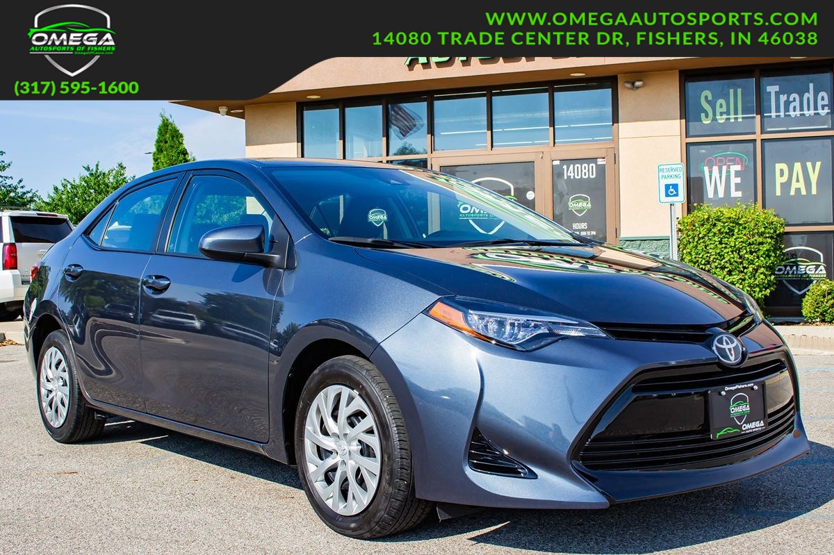 2018 Toyota Corolla LE's photo