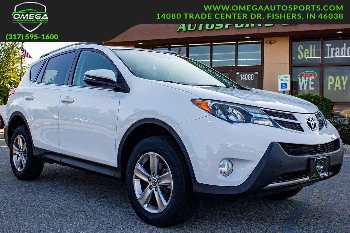 2015 Toyota RAV4 XLE's photo