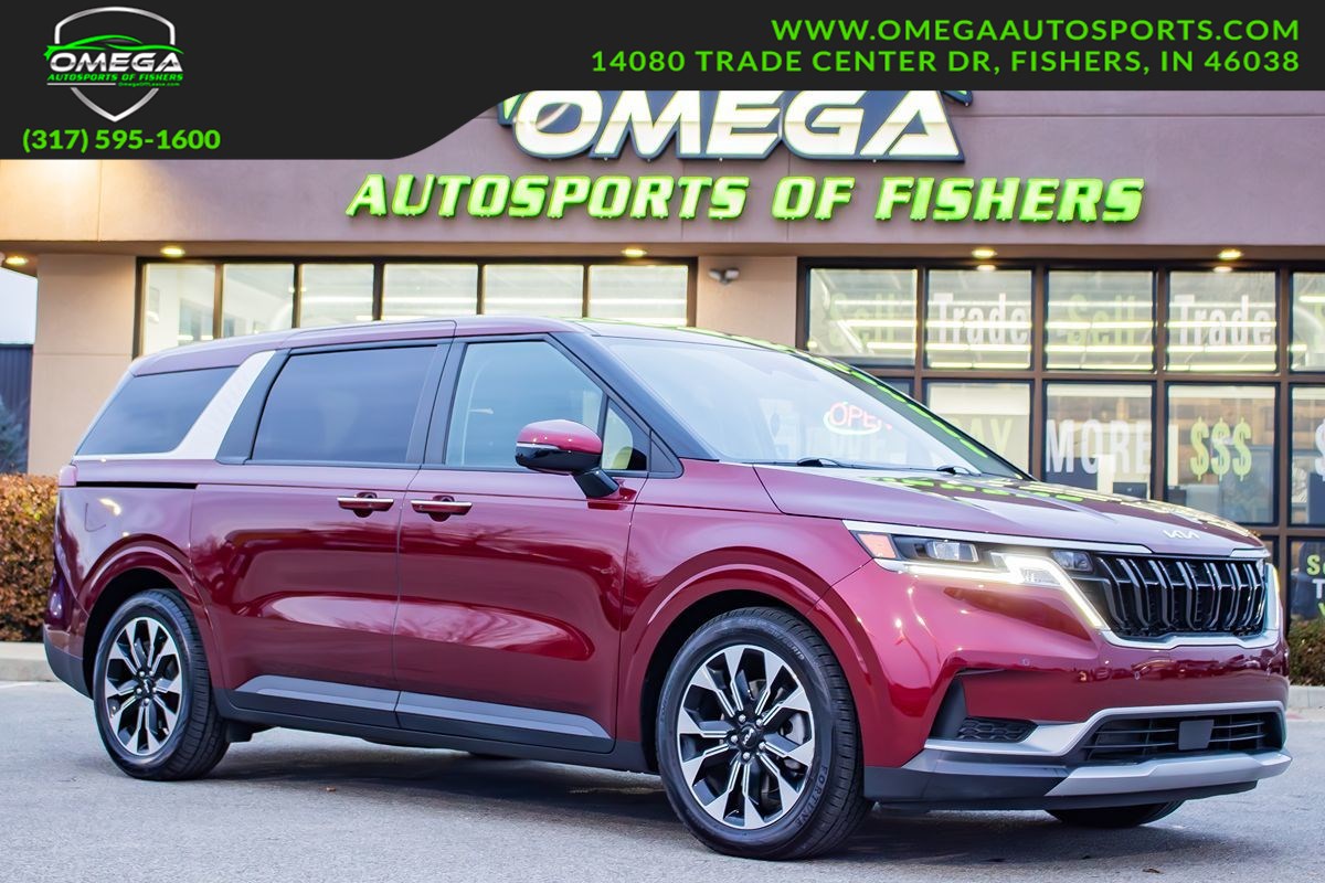 2023 Kia Carnival EX's photo