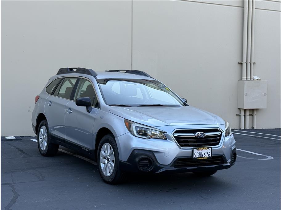 2018 Subaru Outback Base's photo
