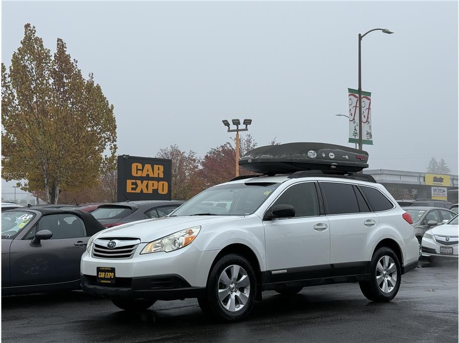 2011 Subaru Outback Base's photo