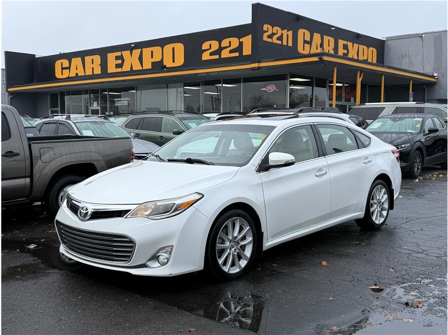 2013 Toyota Avalon XLE