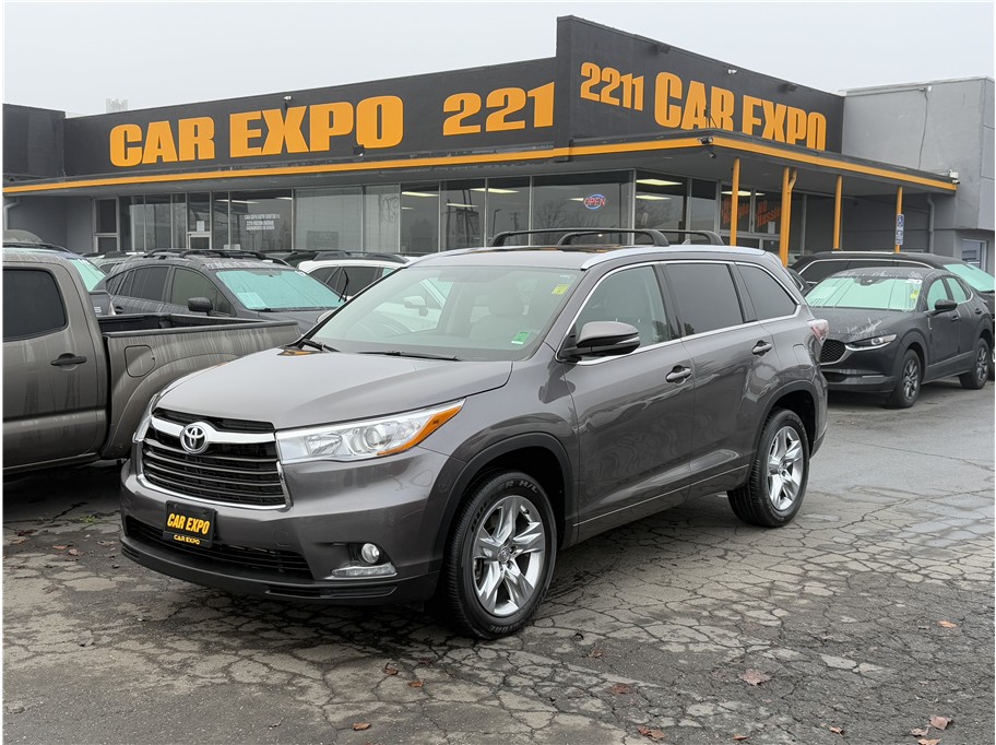 2015 Toyota Highlander Limited's photo