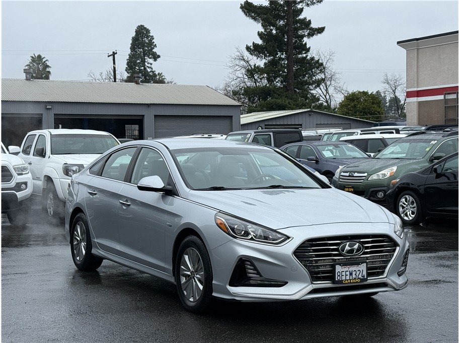 2018 Hyundai Sonata Hybrid SE's photo