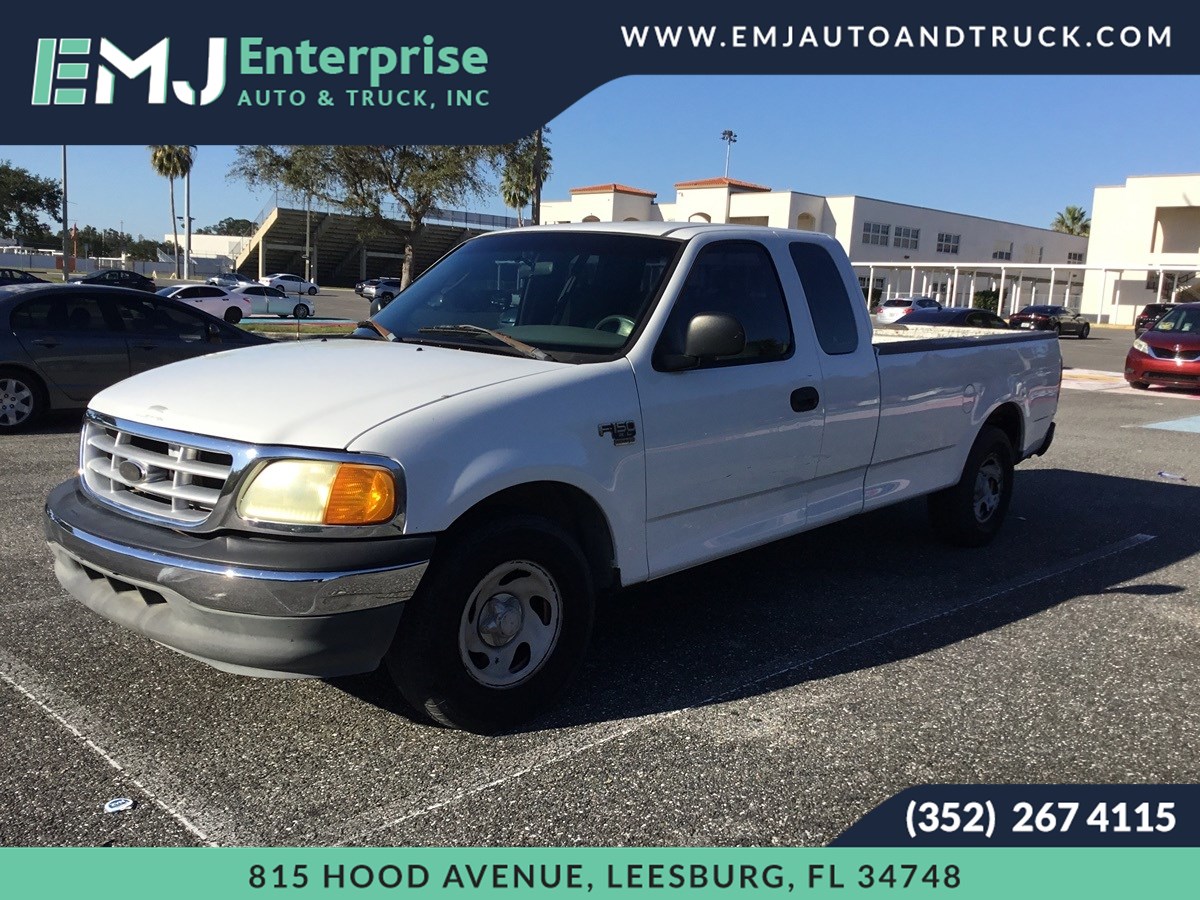 2004 Ford F-150 Heritage XL's photo