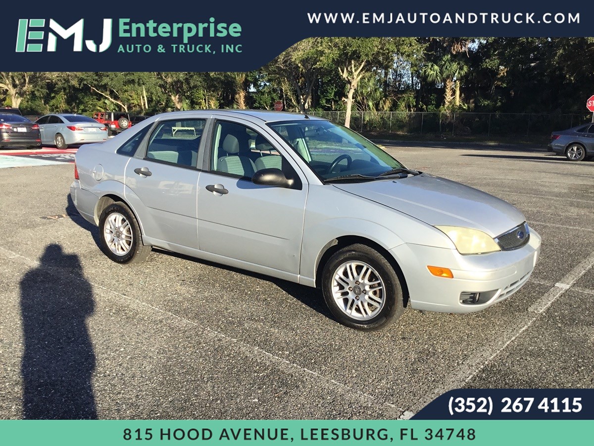 2007 Ford Focus Base's photo