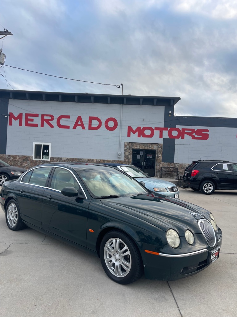 2005 Jaguar S-Type V6's photo