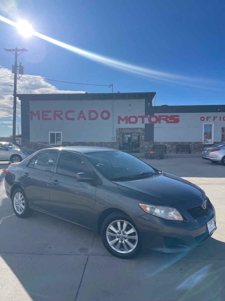 2010 Toyota Corolla LE's photo