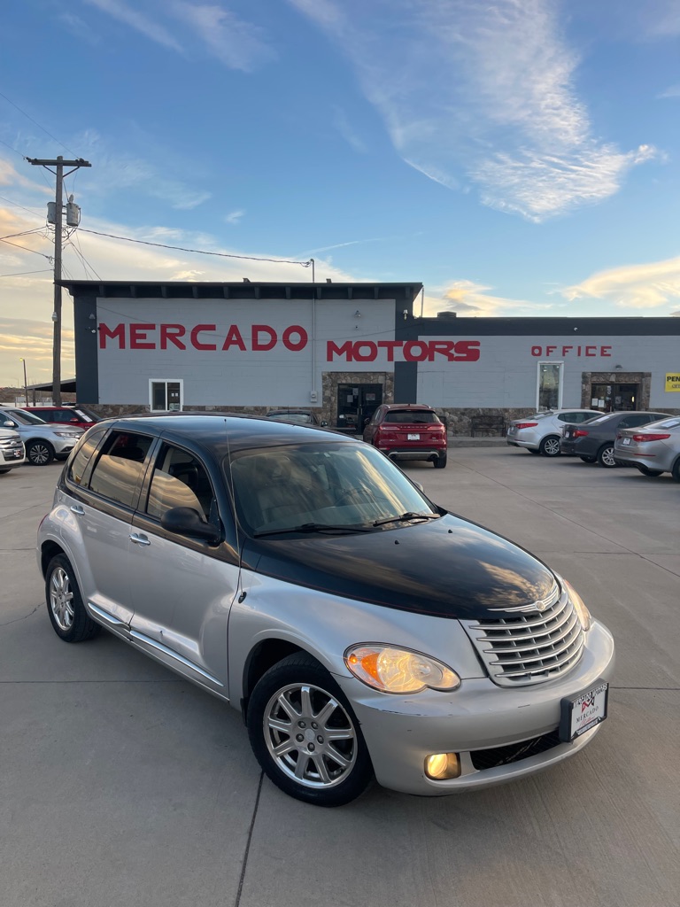 2010 Chrysler PT Cruiser Classic's photo