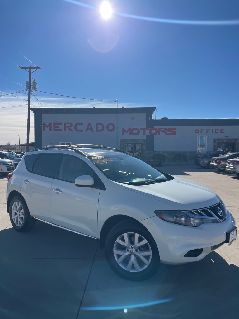 2011 Nissan Murano SL's photo