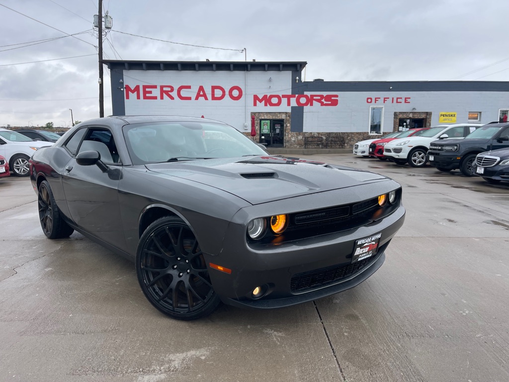 2018 Dodge Challenger SXT Plus