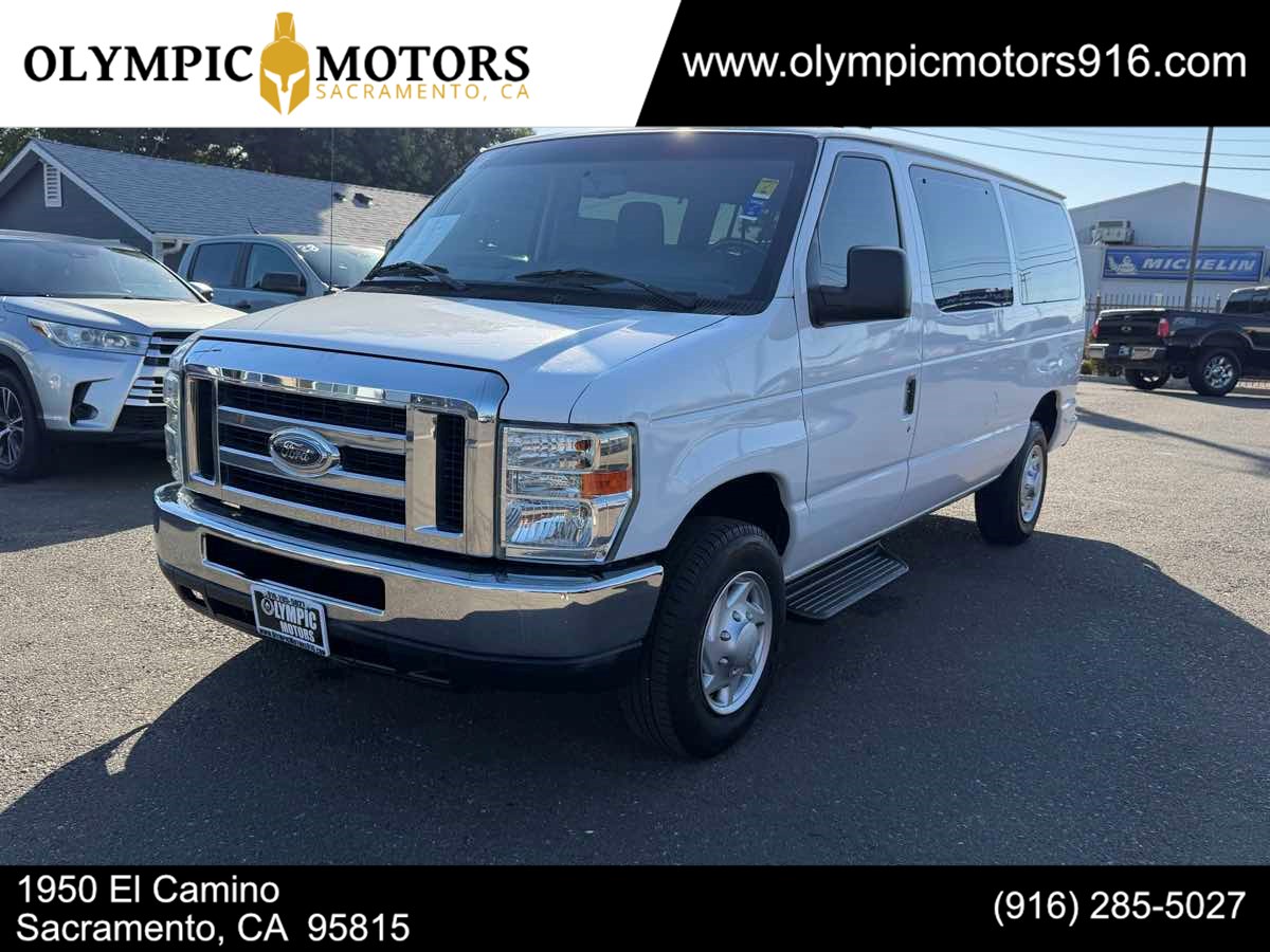 2014 Ford E-Series Econoline Wagon XLT's photo