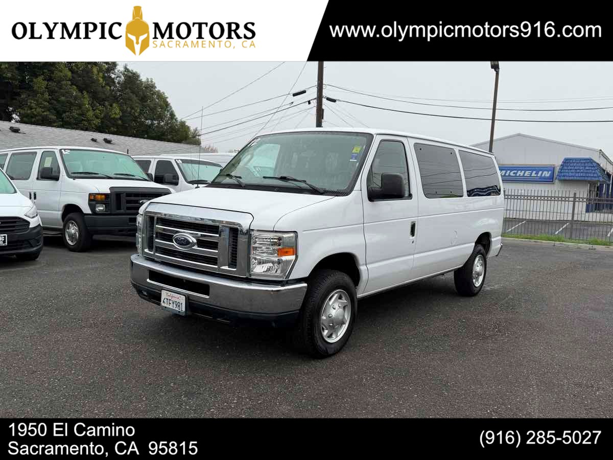 2012 Ford E-Series Econoline Wagon XLT's photo